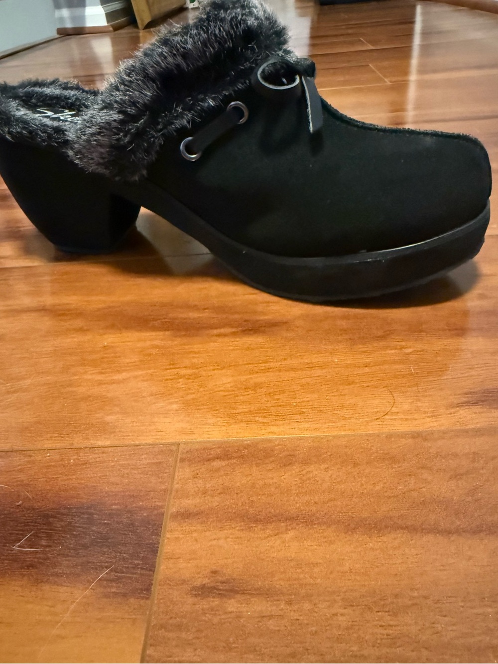 Skechers Black Faux-Fur Slip-On Clog Mules